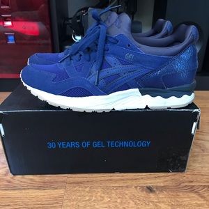 ASICS gel lyte v men’s 8 blue/black/gum